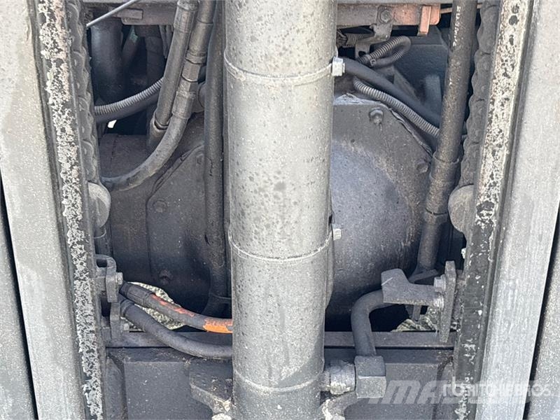 Toyota 7FGCU32 5000 lb Cushion Tire Forklift Viljuškari - ostalo
