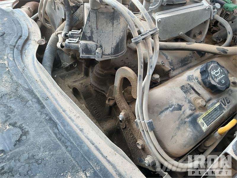 Toyota 7FGU35 7300 lb Pneumatic Tire Forklift 그 외 지게차