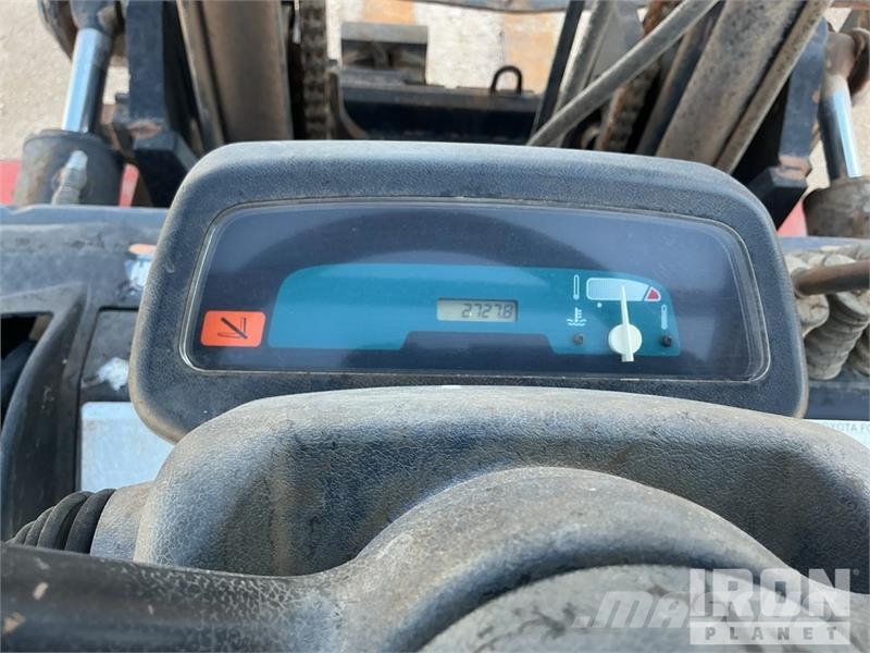 Toyota 7FGU35 7300 lb Pneumatic Tire Forklift 그 외 지게차