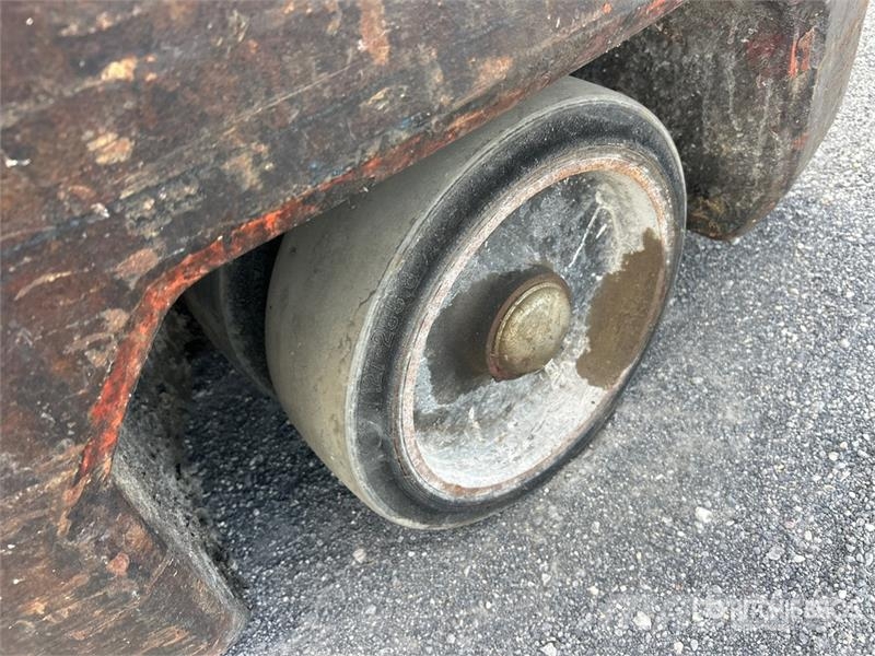 Toyota 8FBE15U 電動堆高機
