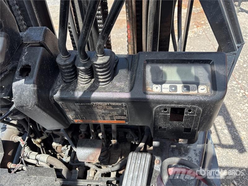 Toyota 8FBE20U Elektriniai šakiniai krautuvai