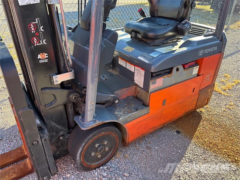 Toyota 8FBE20U Elektrostapler