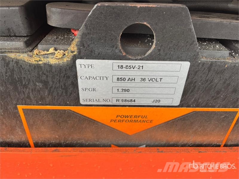 Toyota 8FBE20U 전동 지게차