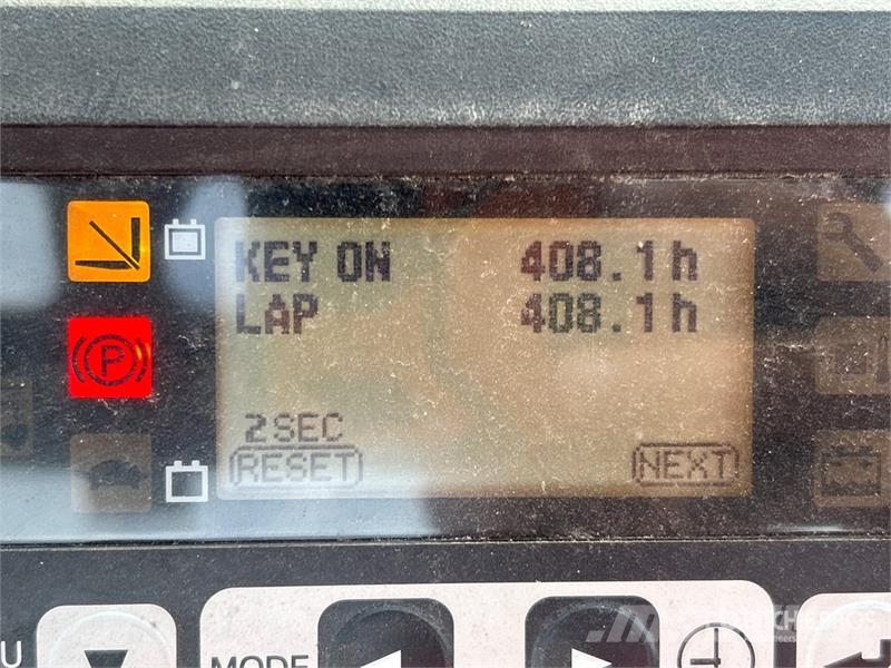 Toyota 8FBH25 4030 lb Electric Forklift 電動堆高機