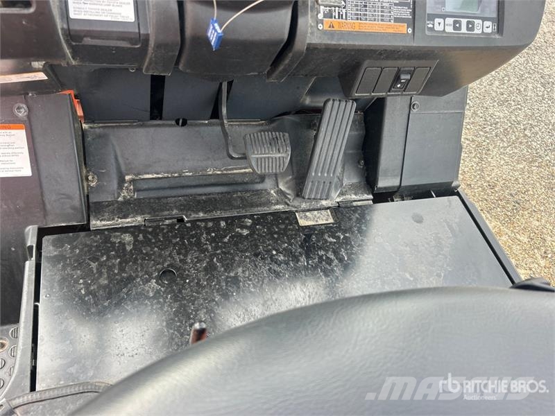 Toyota 8FBH25 4030 lb Electric Forklift 電動堆高機