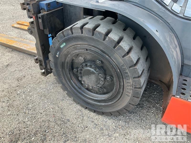 Toyota 8FD35U 6450 lb Cushion Tire Forklift Інше