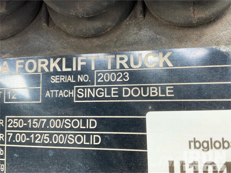 Toyota 8FD35U 6450 lb Cushion Tire Forklift Інше