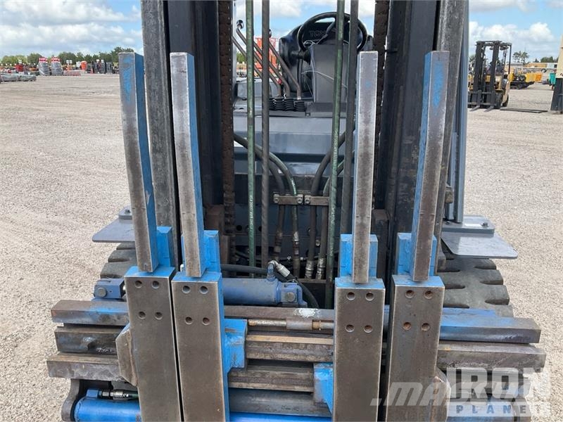 Toyota 8FD35U 6450 lb Cushion Tire Forklift Інше