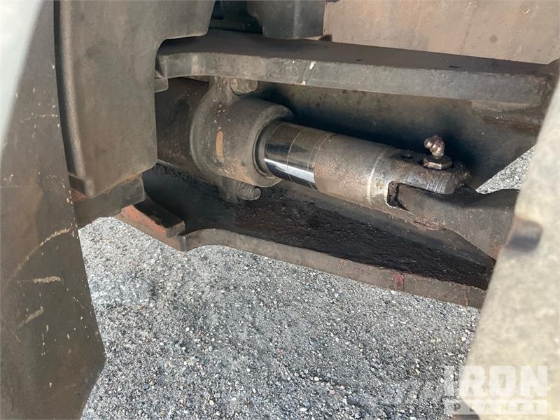 Toyota 8FD35U 6450 lb Cushion Tire Forklift Інше