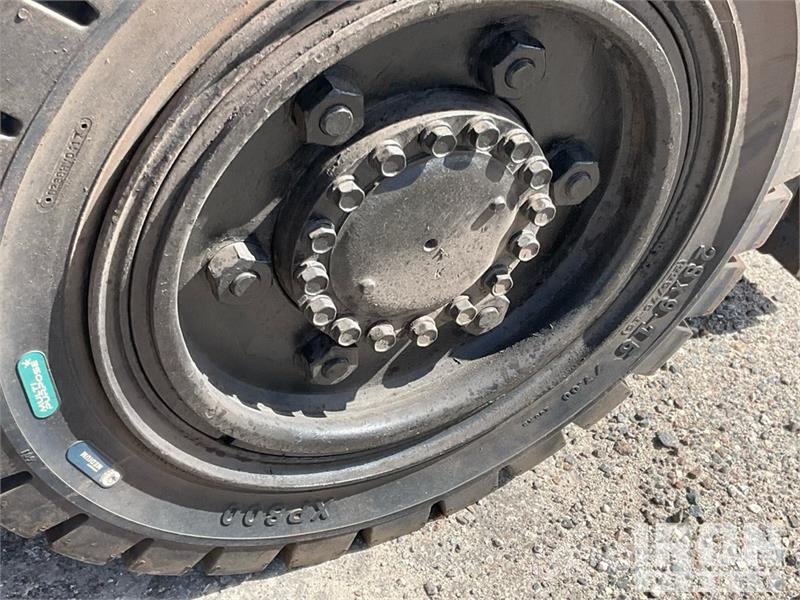 Toyota 8FD35U 6450 lb Cushion Tire Forklift Інше