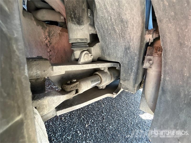 Toyota 8FD35U 7300 lb Cushion Tire Forklift Other