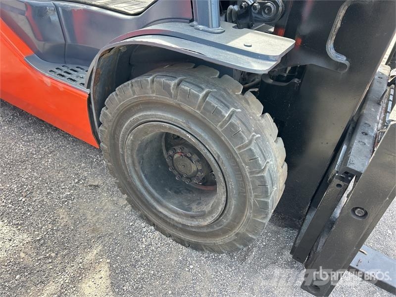 Toyota 8FDU25 Šakiniai krautuvai - Kita