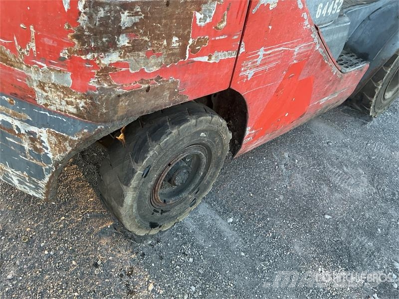 Toyota 8FDU25 Šakiniai krautuvai - Kita