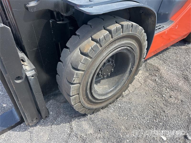 Toyota 8FDU25 Šakiniai krautuvai - Kita