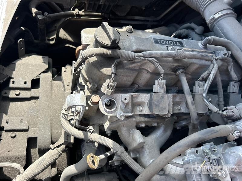 Toyota 8FG35U Другие складские механизмы