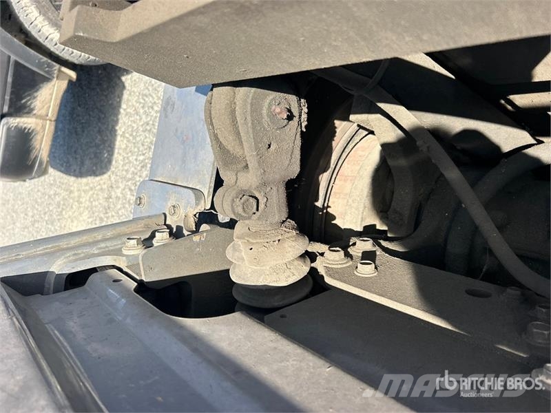 Toyota 8FG35U Другие складские механизмы