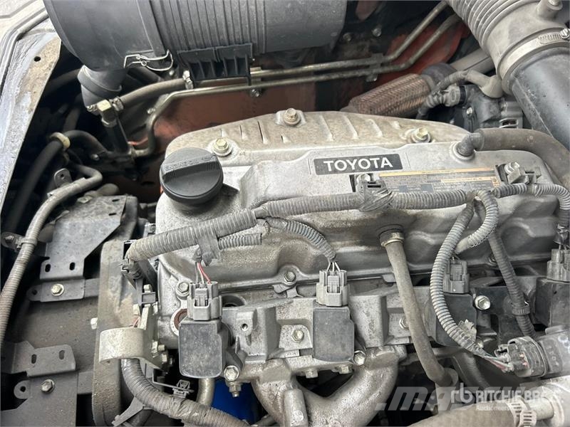 Toyota 8FG35U شاحنات ذات رافعات شوكية - أخرى