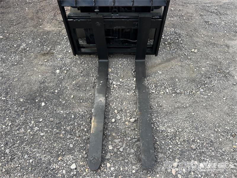 Toyota 8FGCU15 2500 lb Cushion Tire Forklift Інше