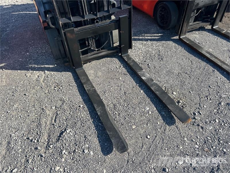 Toyota 8FGCU15 2500 lb Cushion Tire Forklift شاحنات ذات رافعات شوكية - أخرى