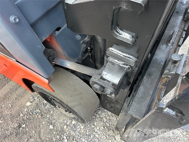 Toyota 8FGCU15 2500 lb Cushion Tire Forklift Інше