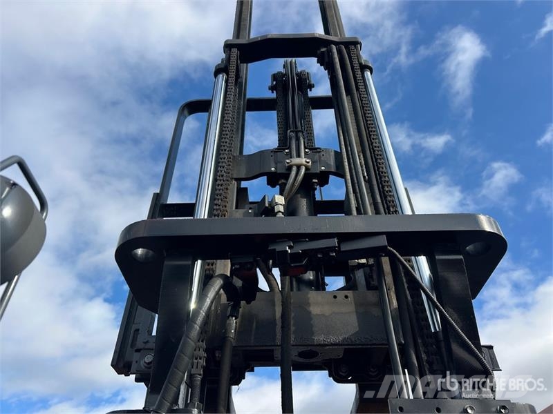 Toyota 8FGCU15 2500 lb Cushion Tire Forklift Інше