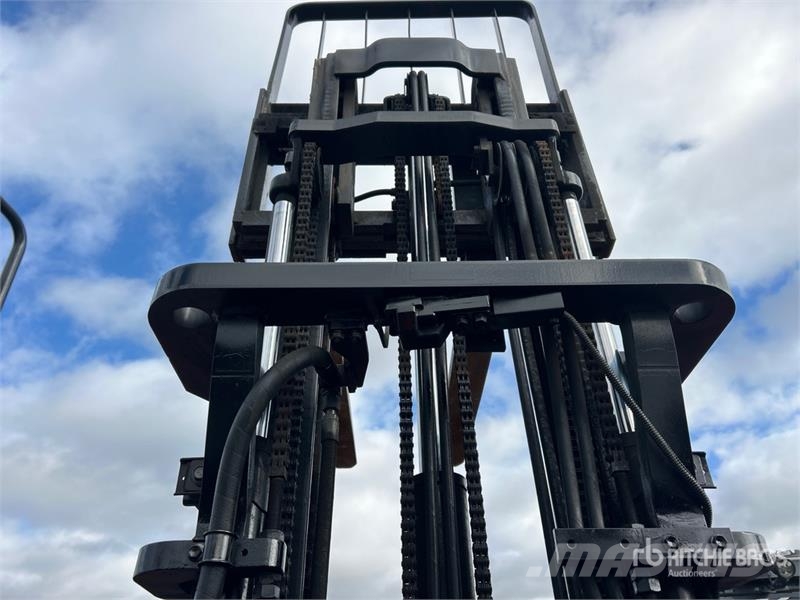 Toyota 8FGCU15 2500 lb Cushion Tire Forklift Інше