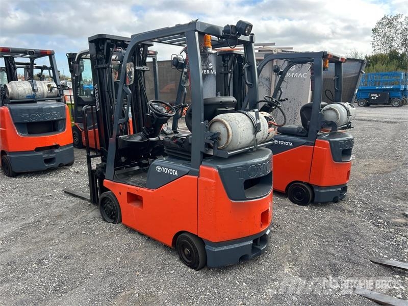 Toyota 8FGCU15 2500 lb Cushion Tire Forklift Інше