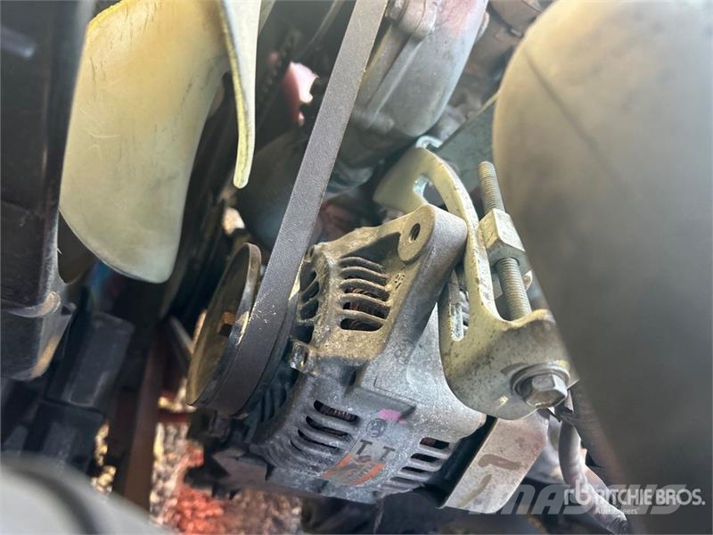 Toyota 8FGCU15 2500 lb Cushion Tire Forklift شاحنات ذات رافعات شوكية - أخرى