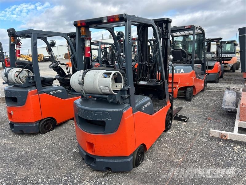 Toyota 8FGCU15 2500 lb Cushion Tire Forklift Інше