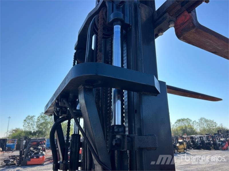 Toyota 8FGCU15 2500 lb Cushion Tire Forklift شاحنات ذات رافعات شوكية - أخرى