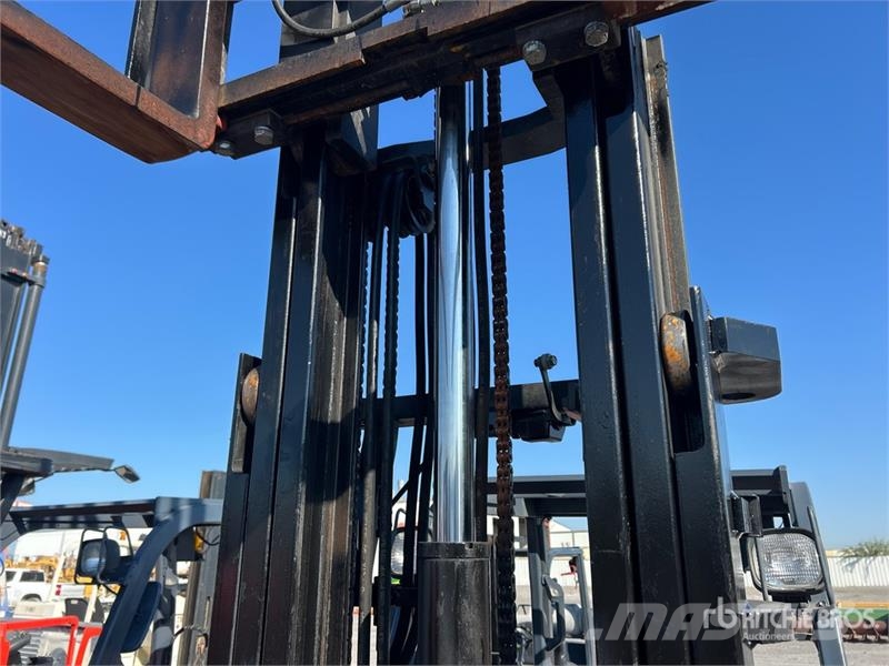 Toyota 8FGCU15 2500 lb Cushion Tire Forklift شاحنات ذات رافعات شوكية - أخرى