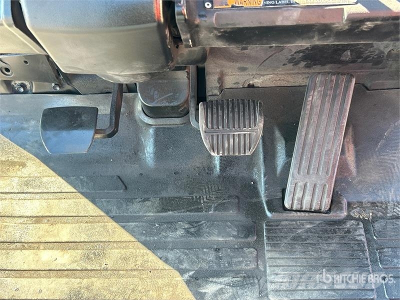 Toyota 8FGCU15 2500 lb Cushion Tire Forklift شاحنات ذات رافعات شوكية - أخرى