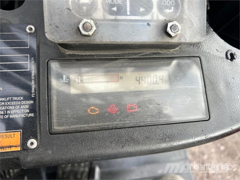 Toyota 8FGCU15 2500 lb Cushion Tire Forklift Інше