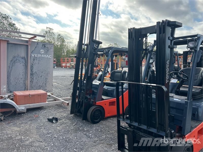 Toyota 8FGCU15 2500 lb Cushion Tire Forklift Інше