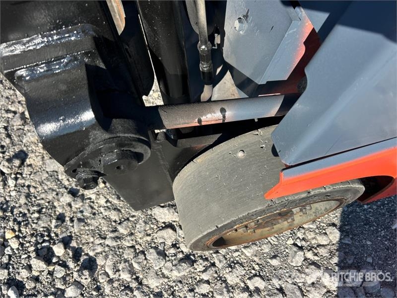 Toyota 8FGCU15 2500 lb Cushion Tire Forklift شاحنات ذات رافعات شوكية - أخرى