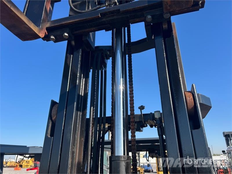 Toyota 8FGCU15 2500 lb Cushion Tire Forklift شاحنات ذات رافعات شوكية - أخرى