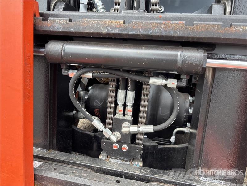 Toyota 8FGCU15 2700 lb Forklift Targoncák-Egyéb