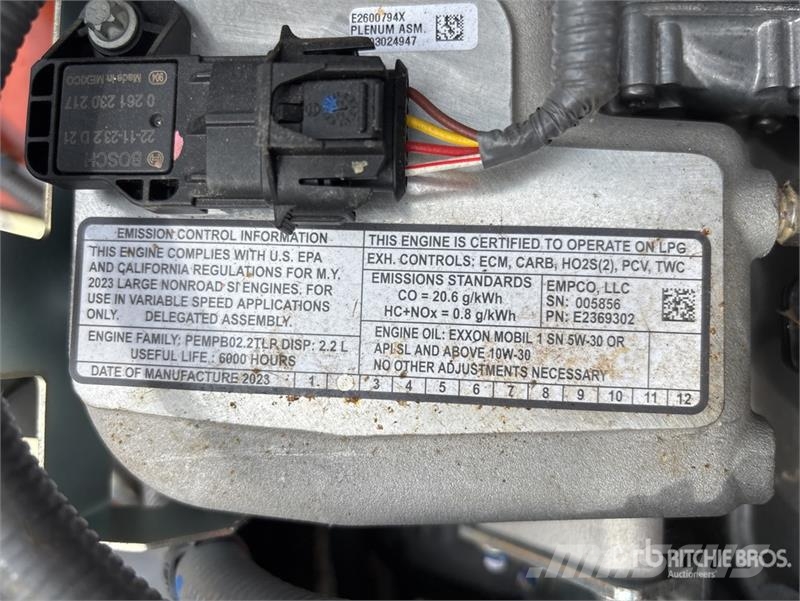 Toyota 8FGCU15 2700 lb Forklift Targoncák-Egyéb