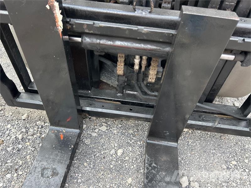 Toyota 8FGCU25 4500 lb Cushion Tire Forklift Інше