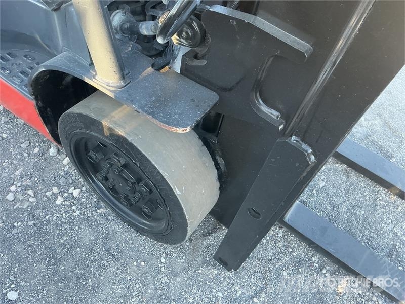 Toyota 8FGCU25 4500 lb Cushion Tire Forklift Heftrucks overige