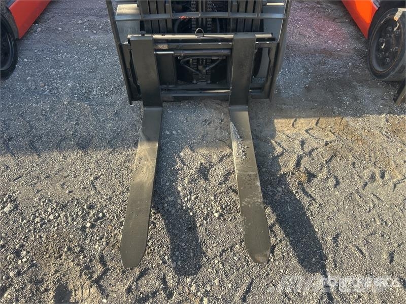 Toyota 8FGCU25 4500 lb Cushion Tire Forklift 그 외 지게차