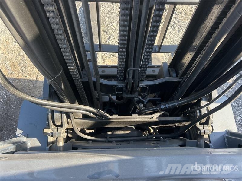 Toyota 8FGCU25 4500 lb Cushion Tire Forklift 그 외 지게차