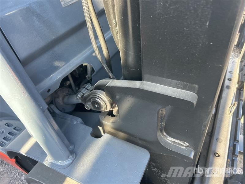 Toyota 8FGCU25 4500 lb Cushion Tire Forklift 그 외 지게차