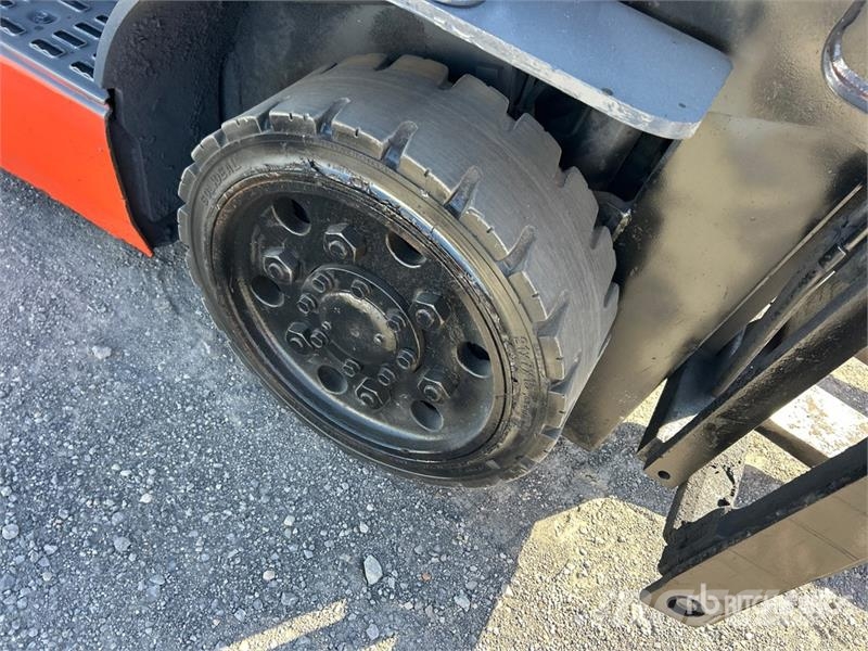 Toyota 8FGCU25 4500 lb Cushion Tire Forklift شاحنات ذات رافعات شوكية - أخرى