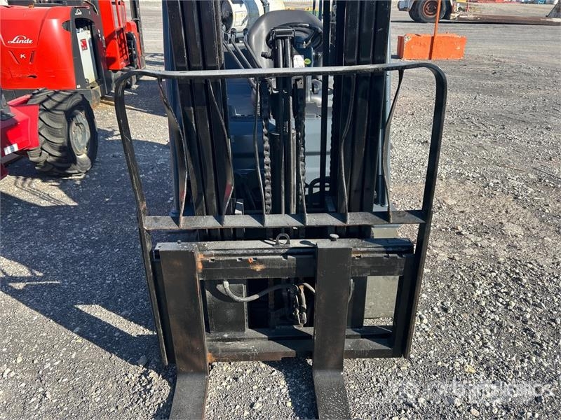 Toyota 8FGCU32 5720 lb Cushion Tire Forklift Інше
