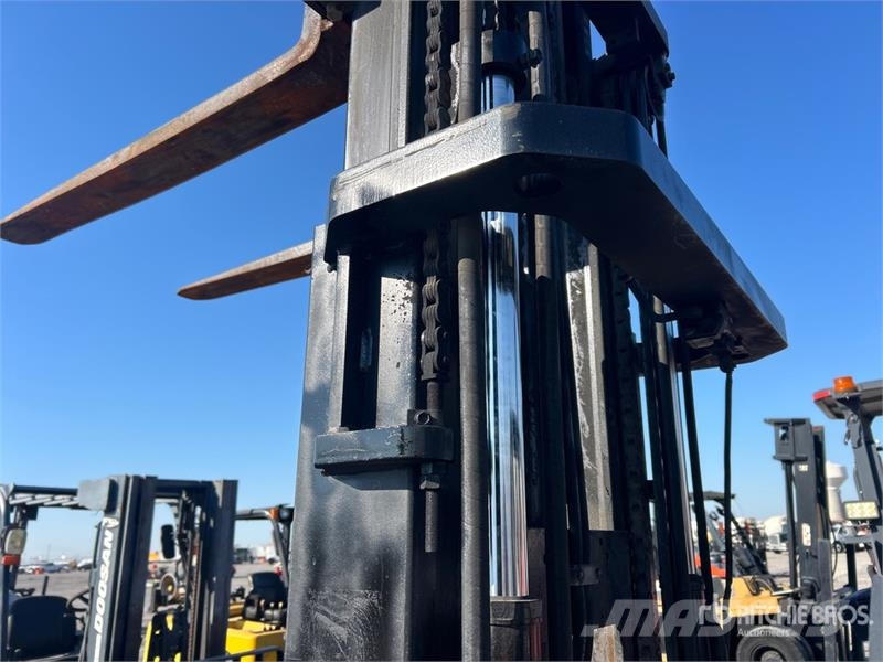 Toyota 8FGCU32 5720 lb Cushion Tire Forklift Інше