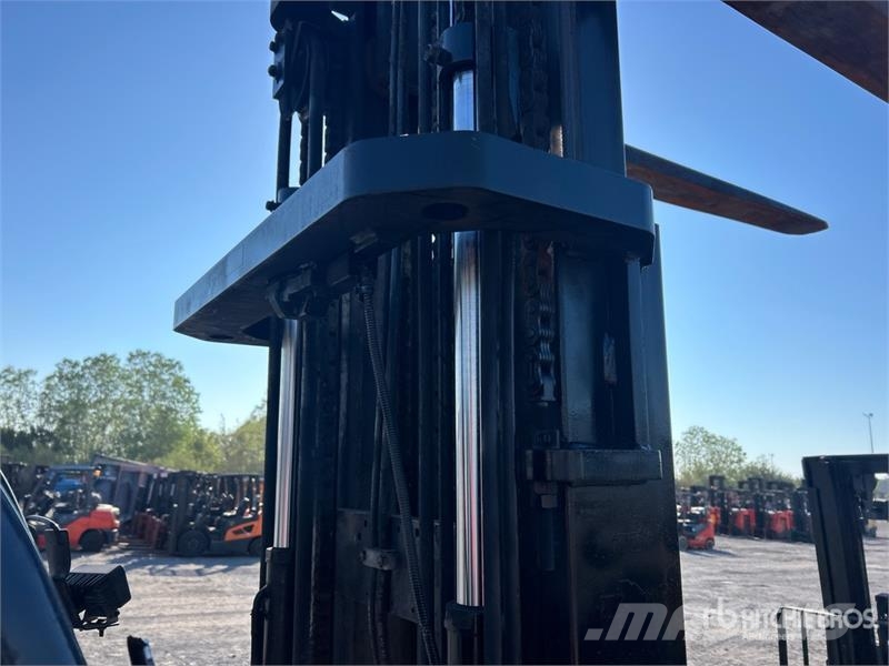 Toyota 8FGCU32 5720 lb Cushion Tire Forklift Інше