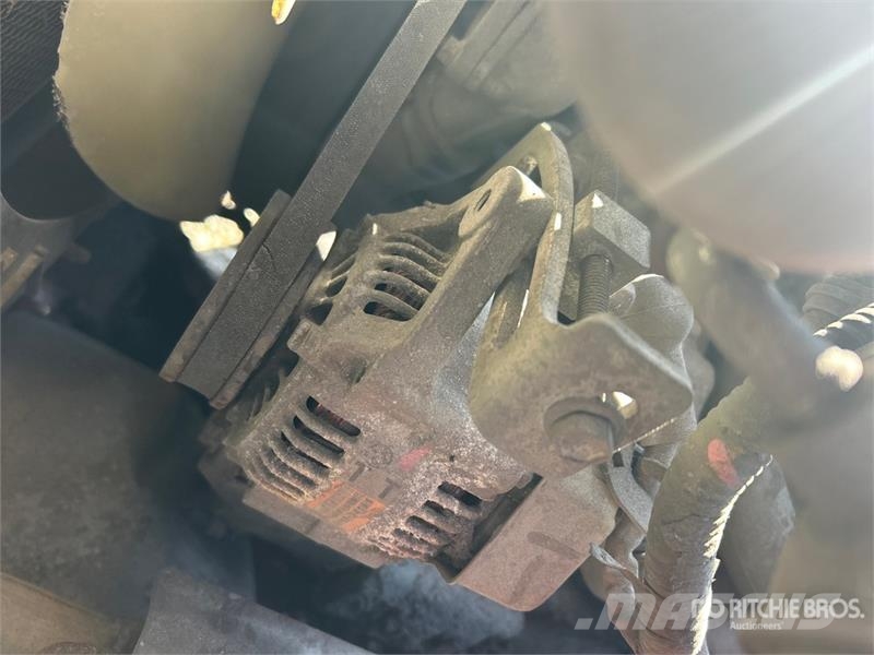 Toyota 8FGCU32 5720 lb Cushion Tire Forklift Інше