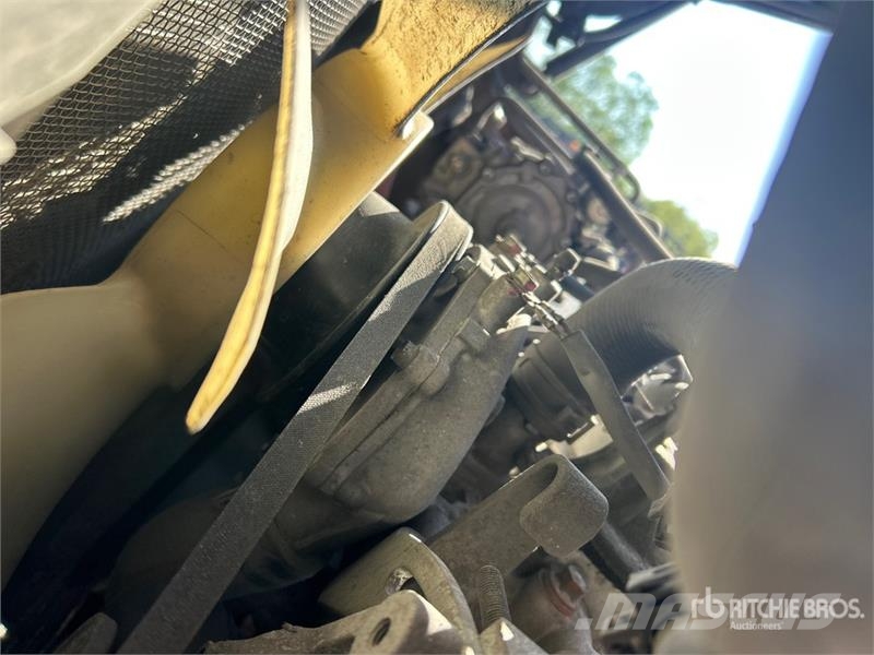 Toyota 8FGCU32 5720 lb Cushion Tire Forklift Інше