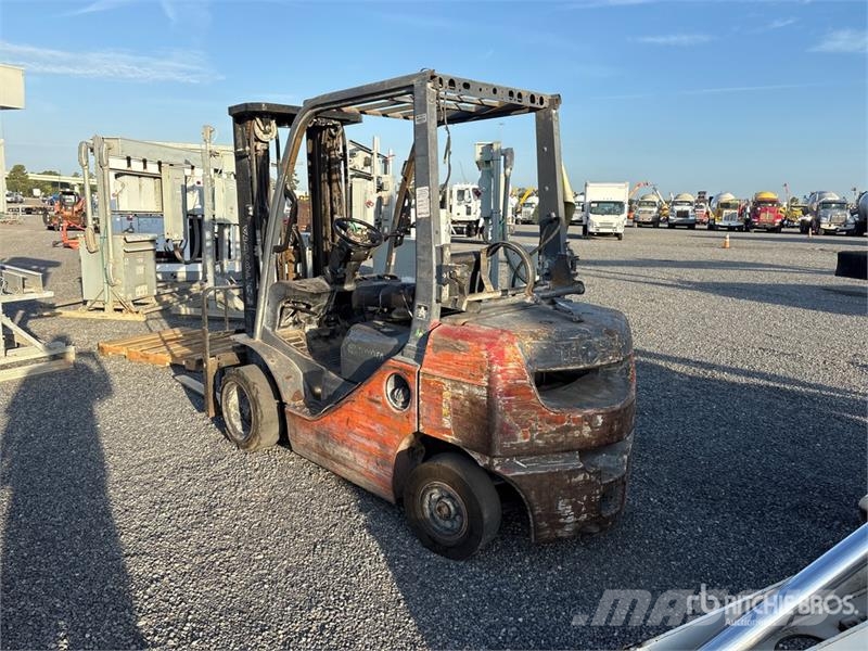 Toyota 8FGU25 4500 lb Forklift Autokrāvēji - citi
